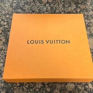 Louis Vuitton T shirt Box
